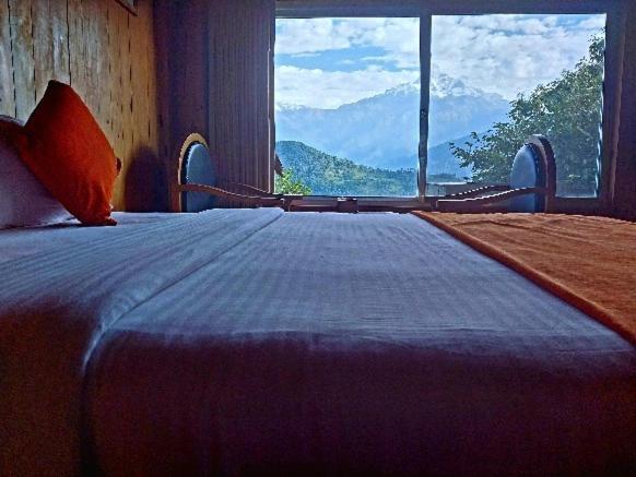 Himalayan Deurali Resort Pokhara Eksteriør bilde